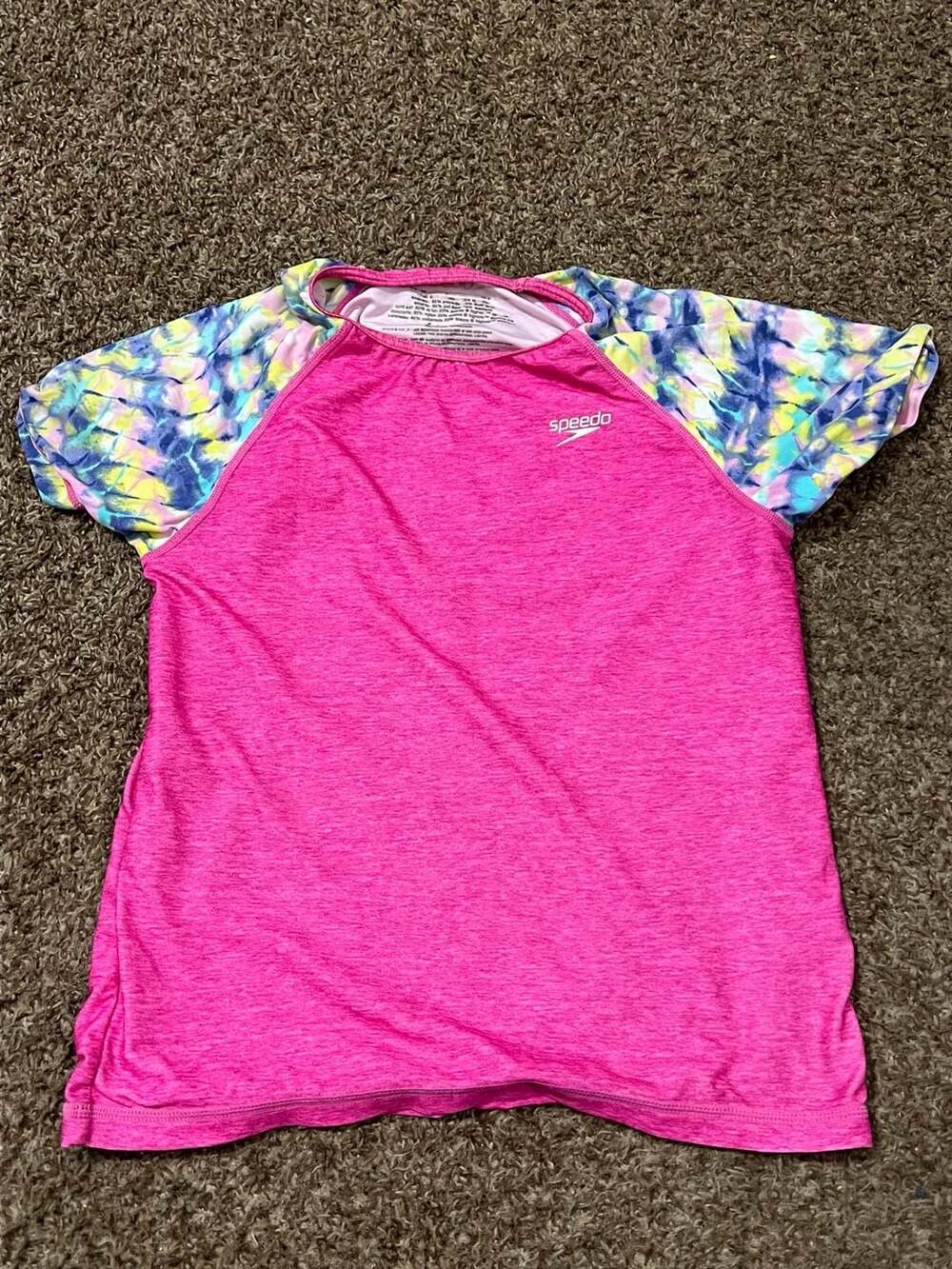 Speedo Girls' Printed Sleeve Rash Guard - Short Shirt (UPF 50+ Swimsuits)